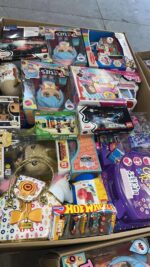 Toys pallets available now - Image 6