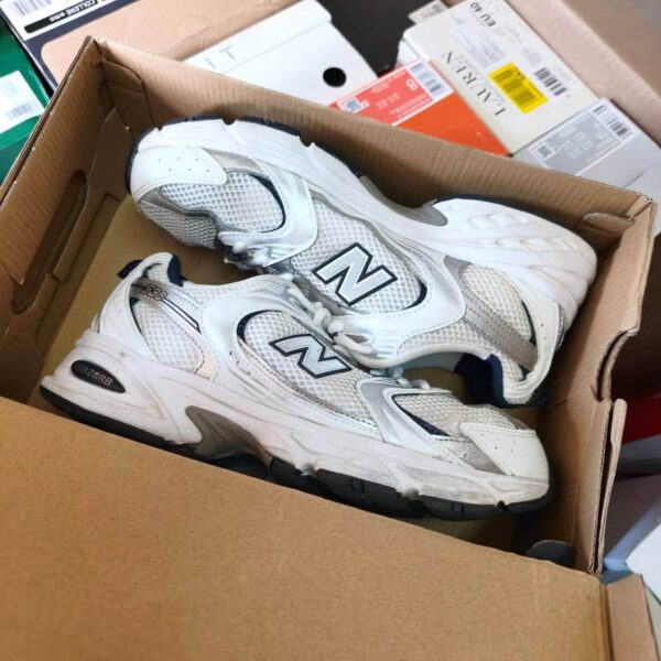 Mixed shoes